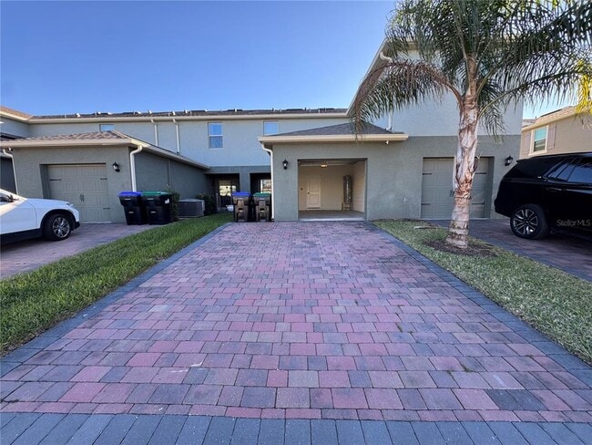 Building Photo - 12063 Holystone St