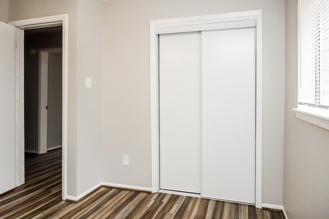 Building Photo - 4514 Tylergate Dr