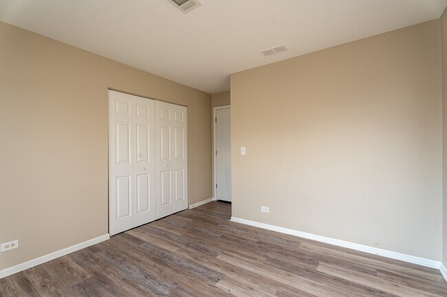 Building Photo - 774 Terrace Ct