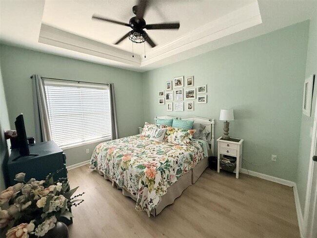 Building Photo - 4802 51st St W