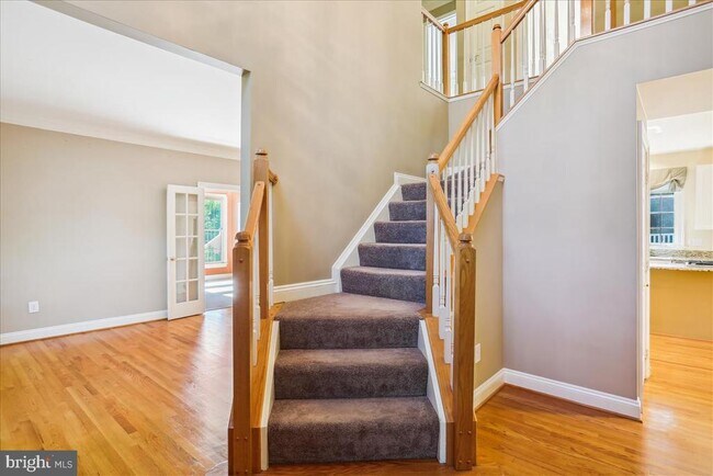 Building Photo - 8931 Falls Farm Dr