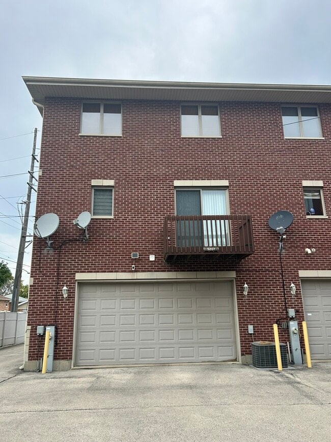 Building Photo - 9207 Gerritsen Ave