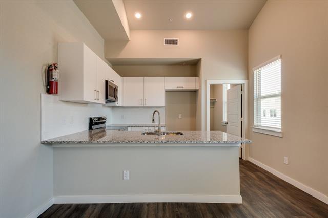 Building Photo - 718 Fallow Dr