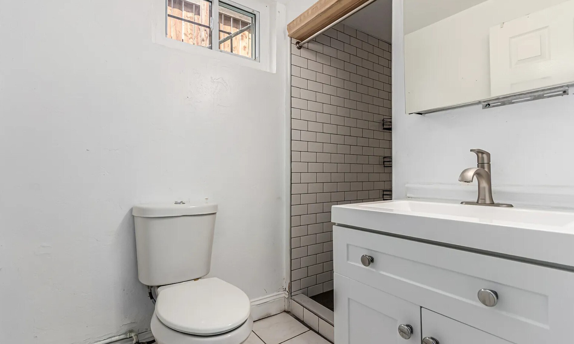 Bathroom - 1173 Dayton St