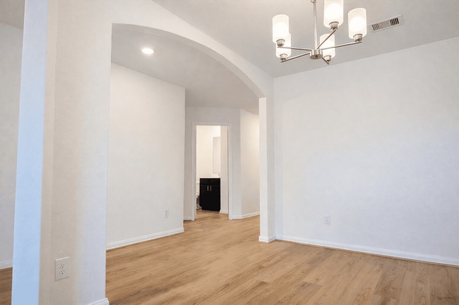 Building Photo - 2209 Nautica Terrace