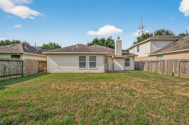 Building Photo - 926 Dracena Ct