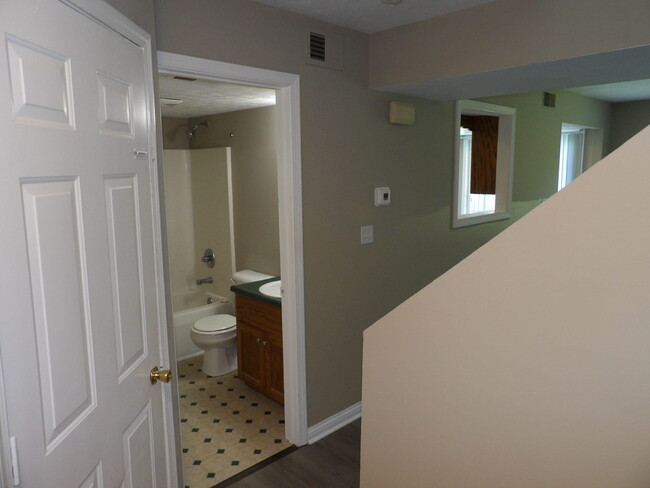 Building Photo - 312 Bypass Plaza Dr