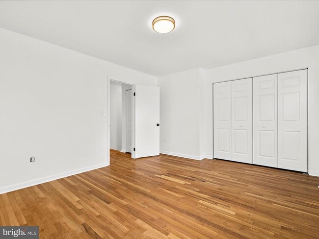 Building Photo - 1790 Belle Dr
