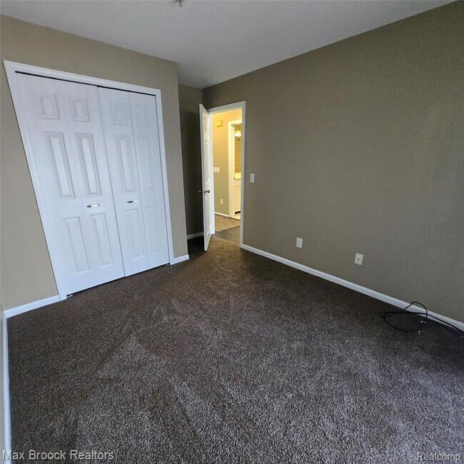 Building Photo - 1643 Campau Farms Cir