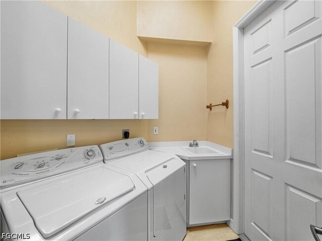 Building Photo - 15220 Cape Sable Ln