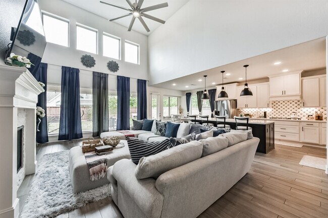 Building Photo - 27208 Starry Oaks Dr