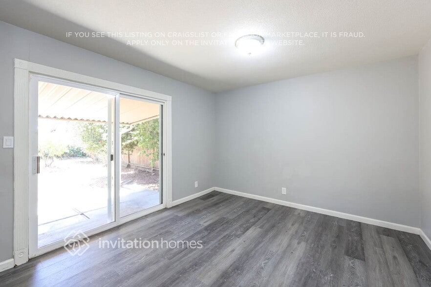 Building Photo - 218 Princeton Ave
