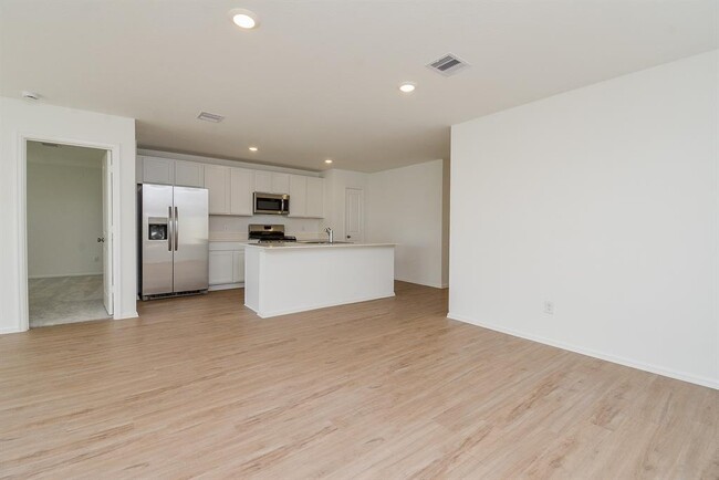 Building Photo - 5226 Sunvalley Bend Dr