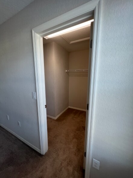 Building Photo - 5019 Chipotle Ln