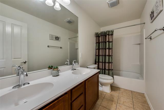 Building Photo - 2613 Avenel Ct
