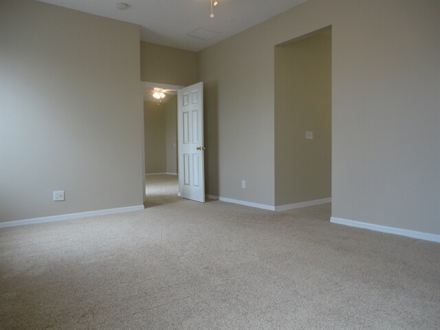 Building Photo - 8807 Sandy Plains Dr