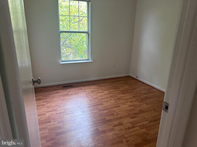 Building Photo - 12150 Turnstone Ct