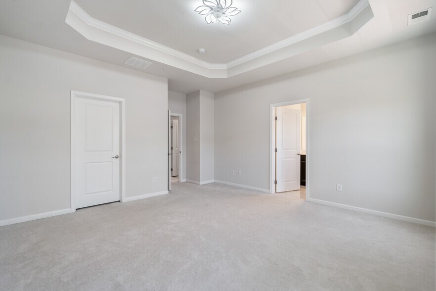 Building Photo - 521 Tuscarora Rd