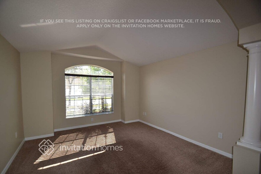 Building Photo - 808 Barclay Wood Dr