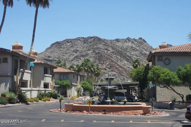 Building Photo - 10258 N 12th Pl