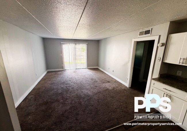 Building Photo - 1040 Sandtown Rd SW