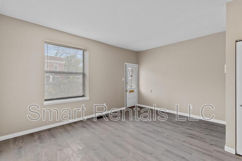 Building Photo - 3831 McRee Ave