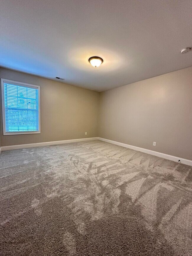 Building Photo - 2322 Patchen Wilkes Dr