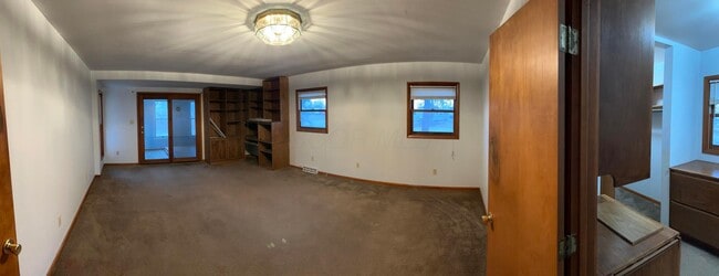 Building Photo - 2346 State Rte 37 E