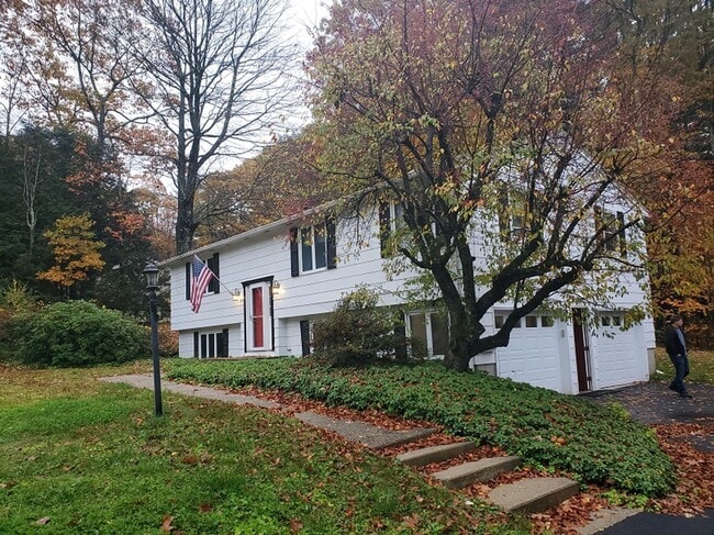 Building Photo - Athol Single Family