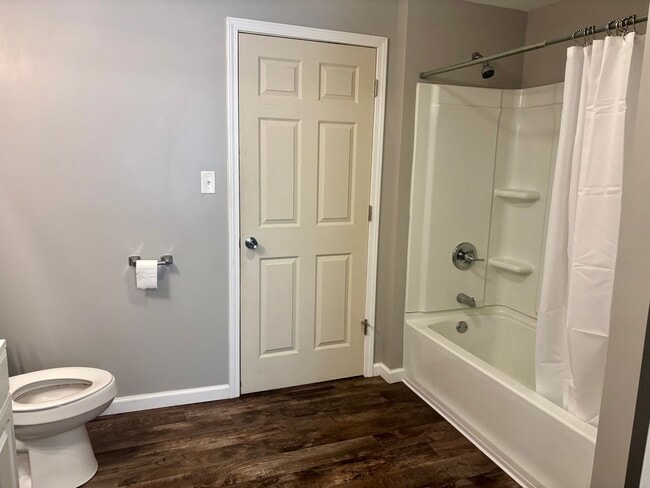 Building Photo - Check Out This 3-Bed/1-Bath House in Bluff...