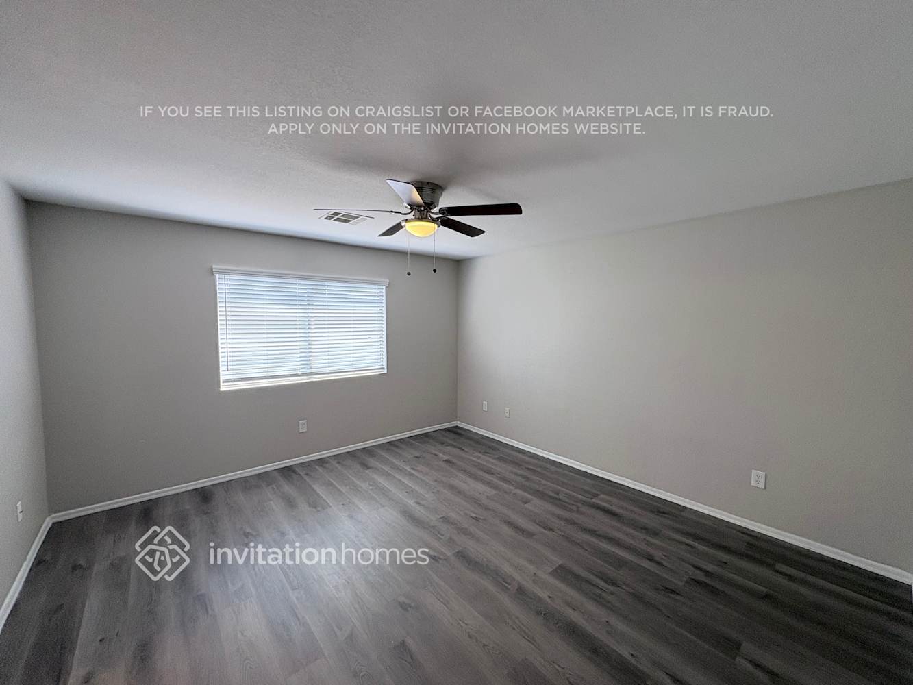 Building Photo - 1551 E Betsy Ln