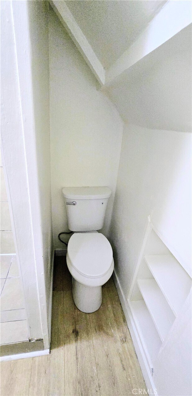 Building Photo - 5747 Jefferson Ave