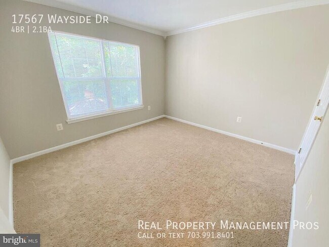 Building Photo - 17567 Wayside Dr