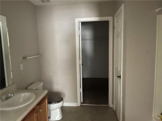 Building Photo - 5549 Sable Way