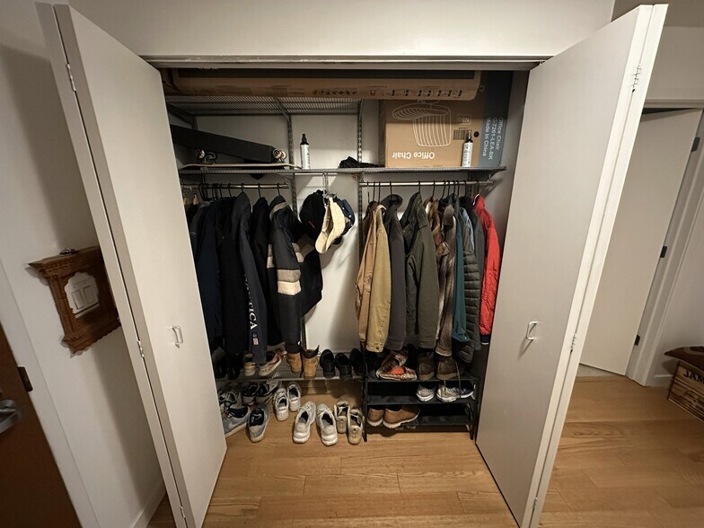 Building Photo - 235 W Van Buren St