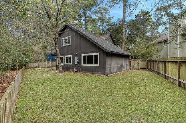 Building Photo - Great house in great neighborhood