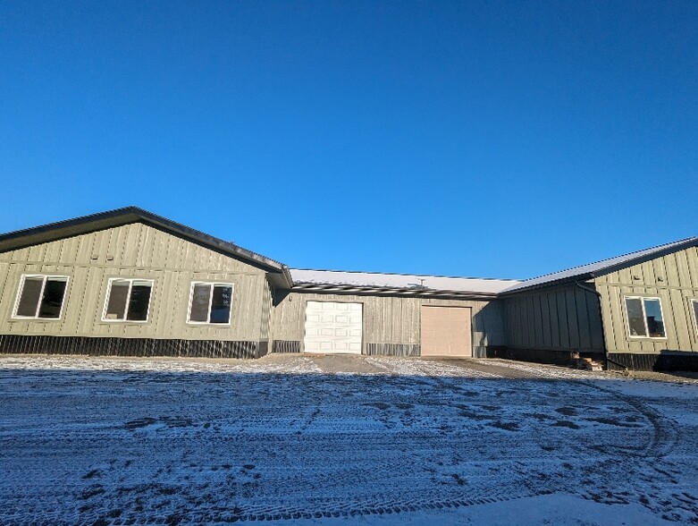 Primary Photo - 4020 Pennock St