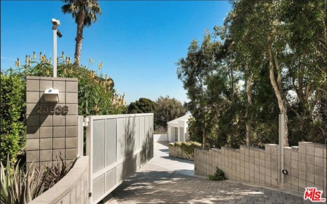 Building Photo - 23838 Harbor Vista Dr