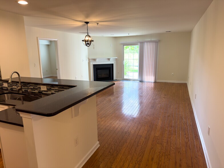 Building Photo - 858 Nittany Ct