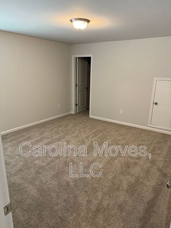 Building Photo - 11 Limestone Wy