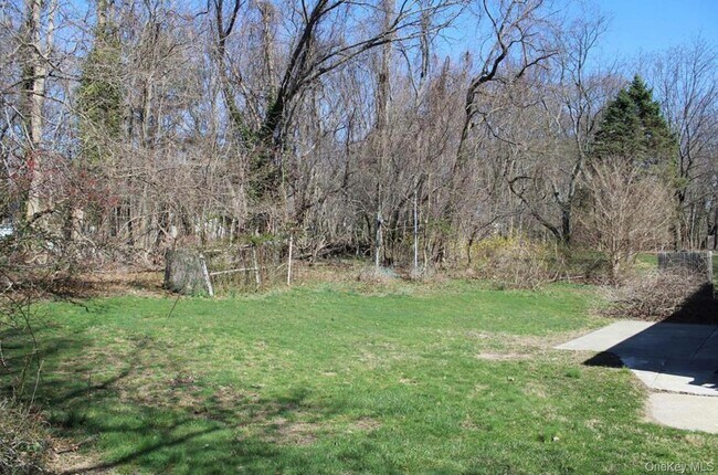 Building Photo - 509 E Broadway