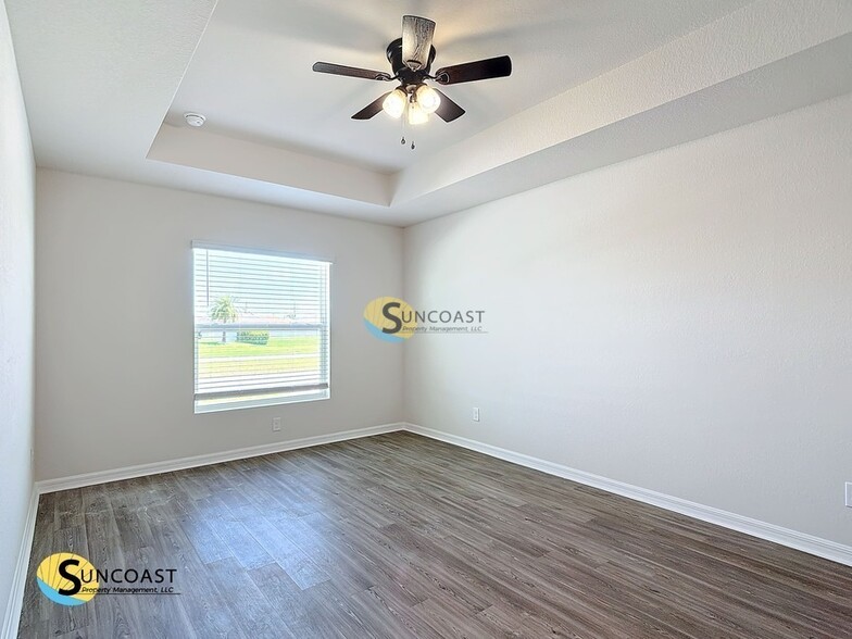 Building Photo - 22 Tropicana Parkway W