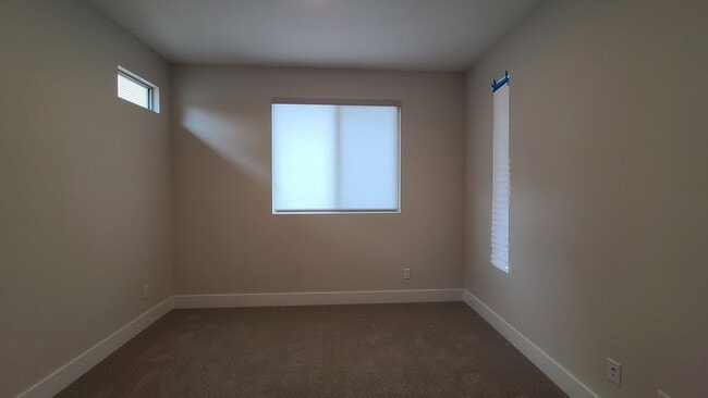 Building Photo - Townhome located in Trilogy community in Summerlin.