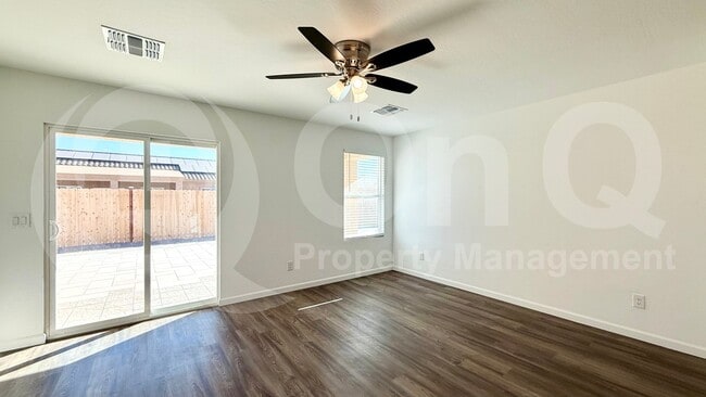 Building Photo - 14515 S Vera Cruz Rd