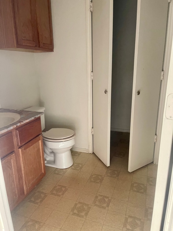 Building Photo - 5806 Redstone Dr