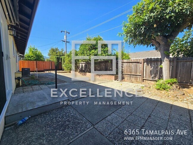 Building Photo - 6365 Tamalpais Ave