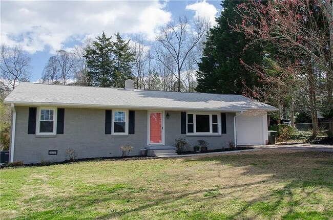 Building Photo - 3 Bedroom Renovated Ranch Style Home in Seneca - REDUCED