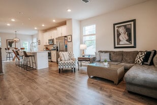 Building Photo - 211 Harlequin Aly