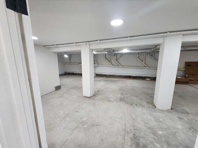 Building Photo - 759 14th St