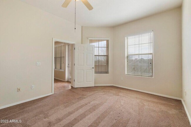 Building Photo - 14575 W Mountain View Blvd